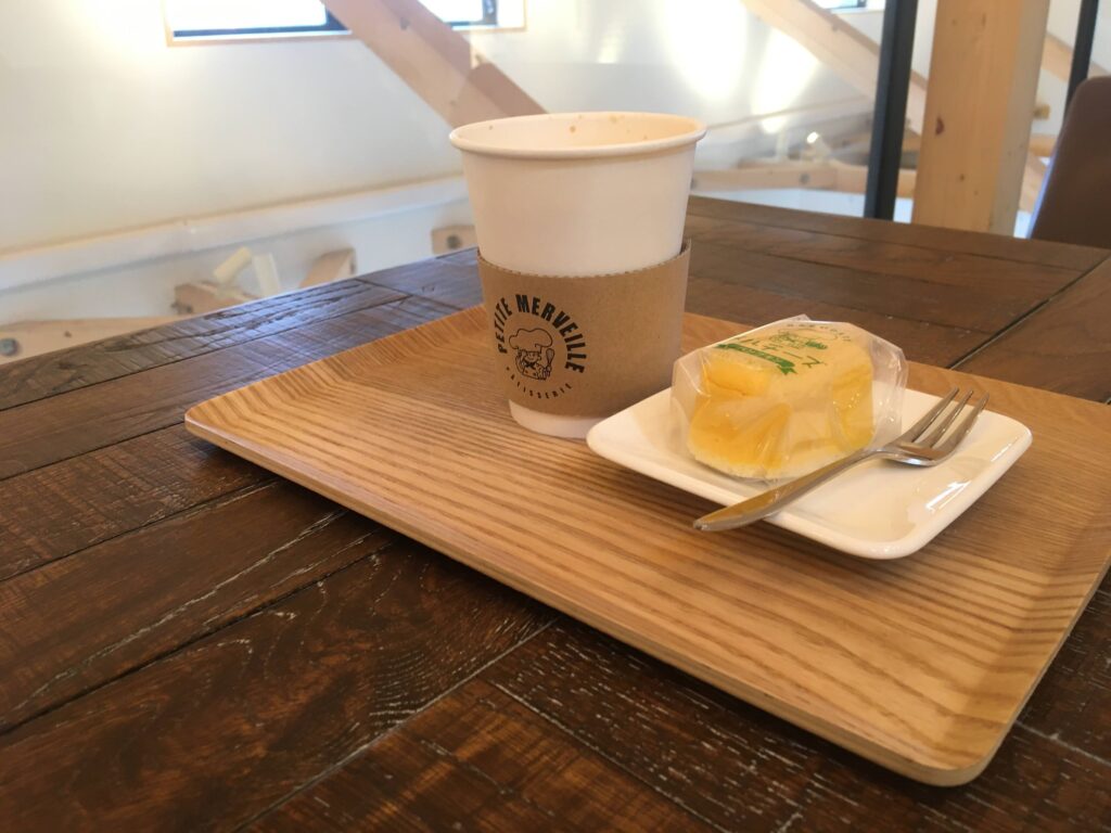 函館一人旅で訪れたプティ・メルヴィーユ 函館駅前店